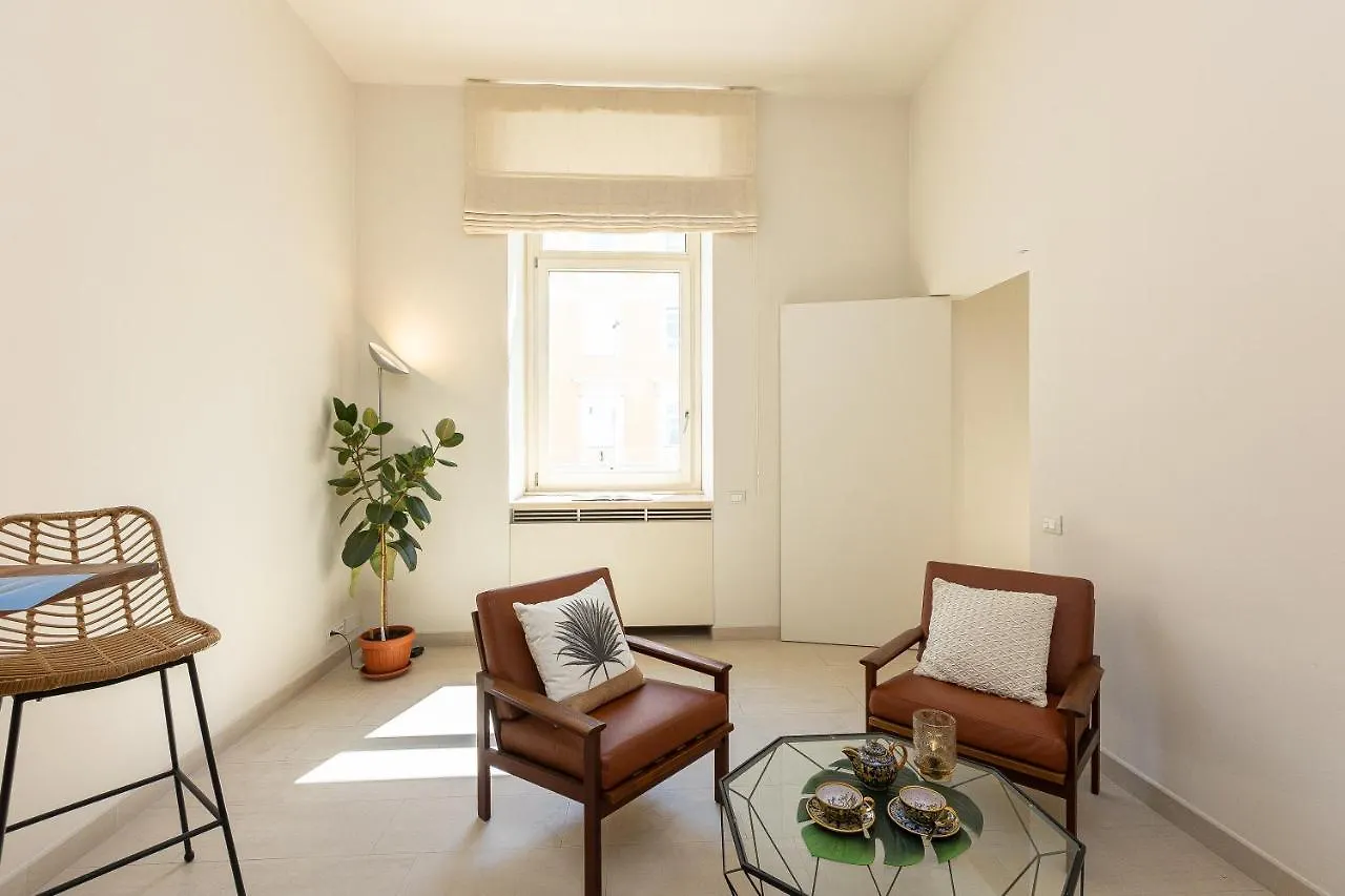 Lovely Cozy Nazionale 4 Apartment Rome